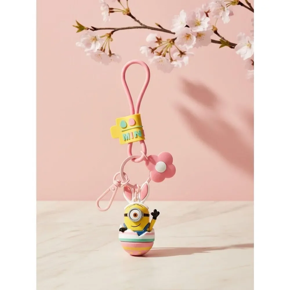 NWT Minion Despicable Me Minion Doll Keychain Bag Pendant Charms